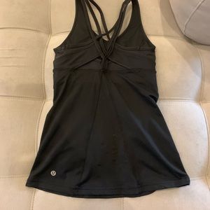 Black Lululemon strapping tank size 2